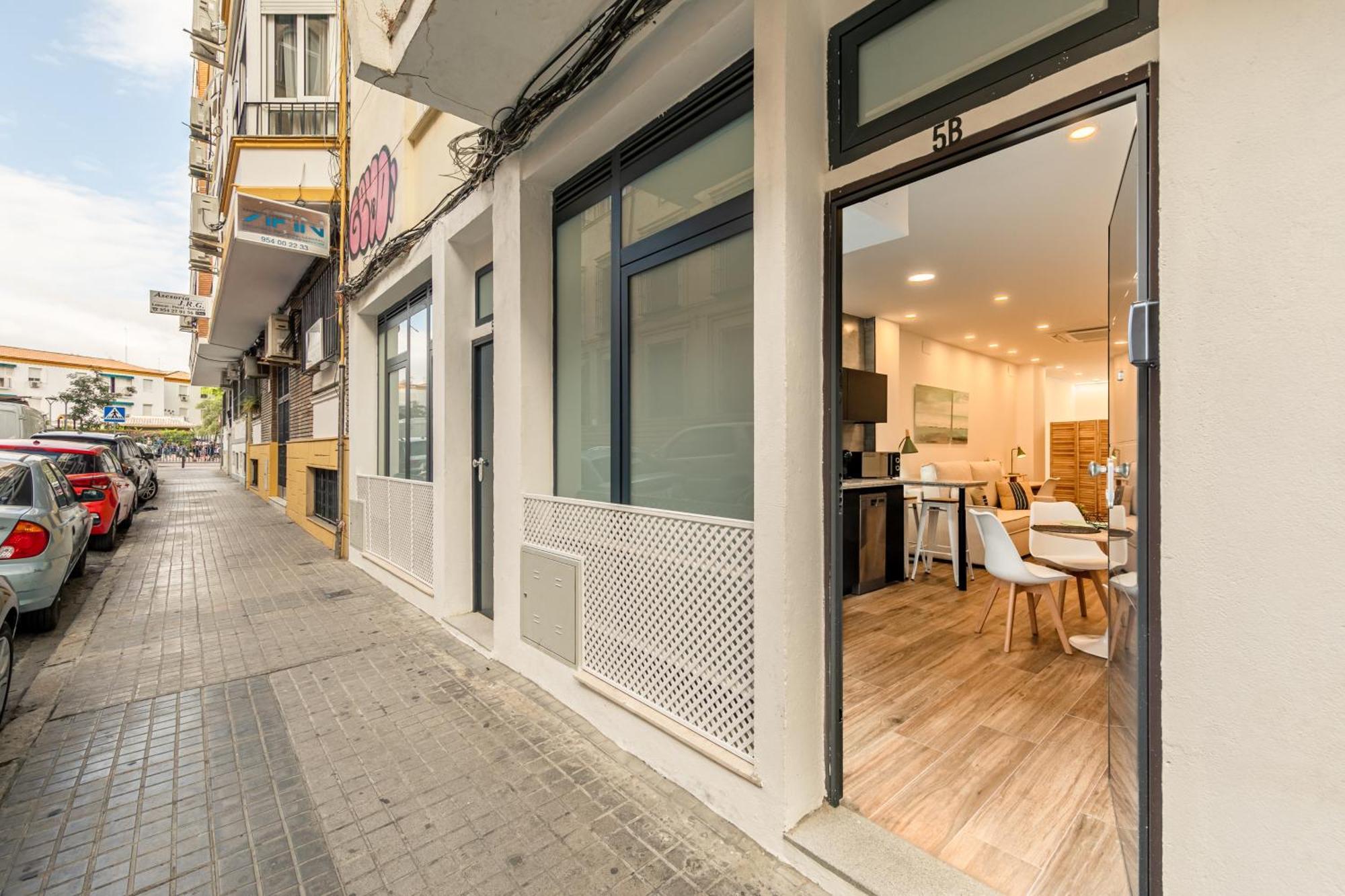 Los Remedios B Seville Exterior photo